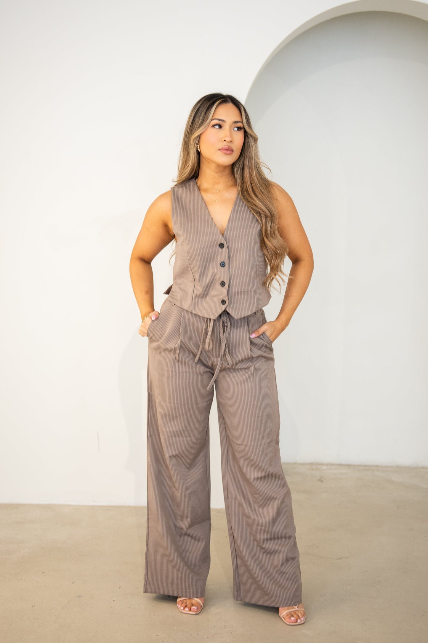 Amira Pants- Brown